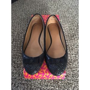 Tory Burch black quilted flats